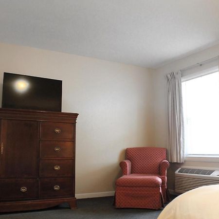 Alpine Inn & Suites Rockford Luaran gambar