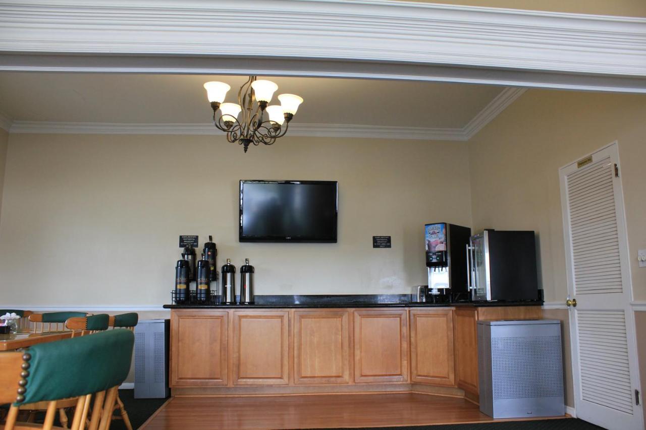 Alpine Inn & Suites Rockford Luaran gambar