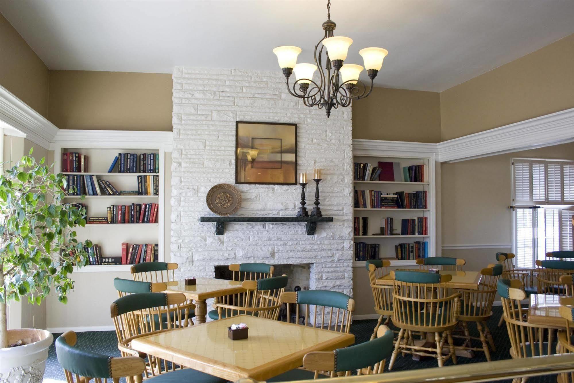Alpine Inn & Suites Rockford Luaran gambar