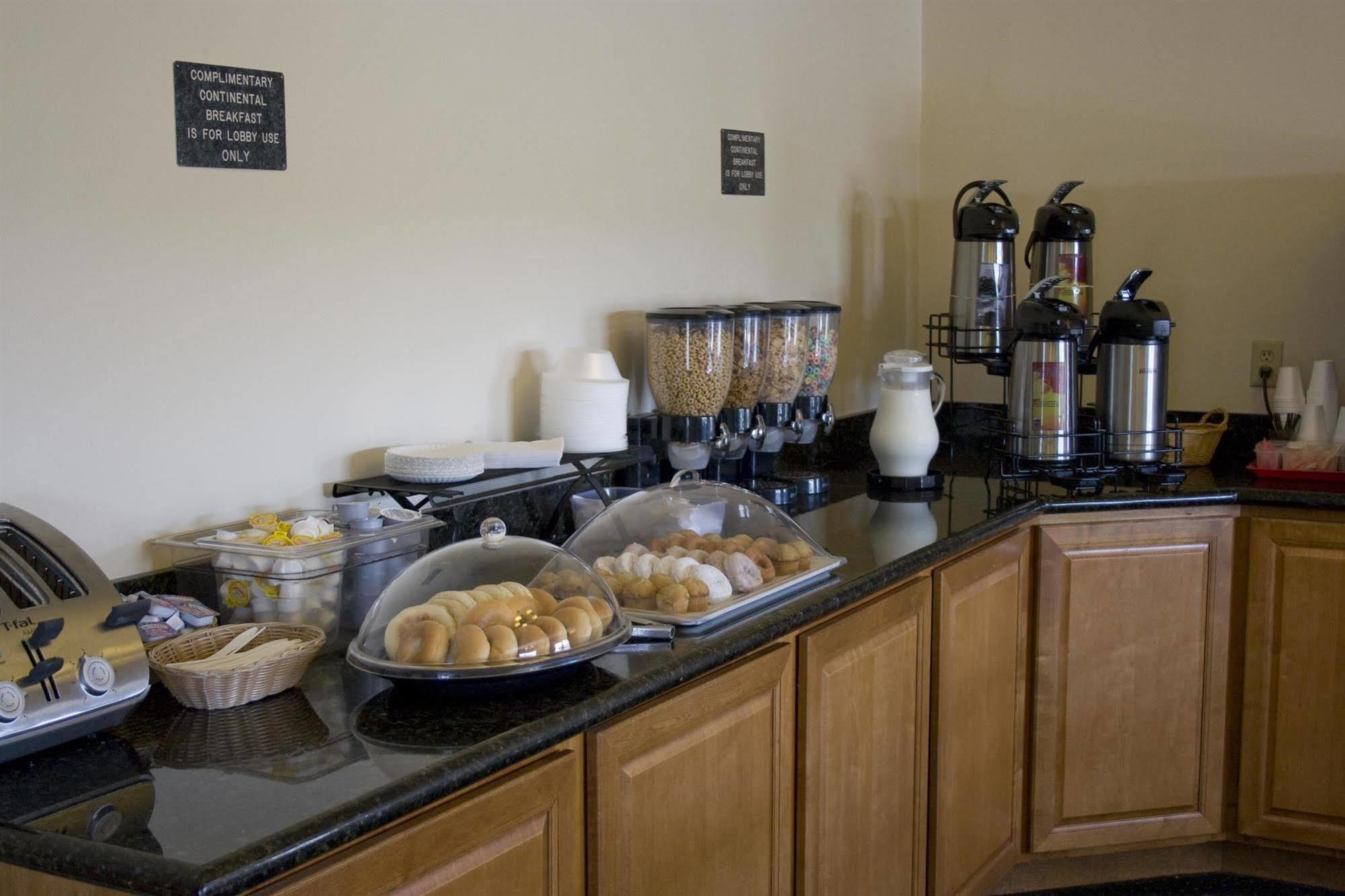 Alpine Inn & Suites Rockford Luaran gambar
