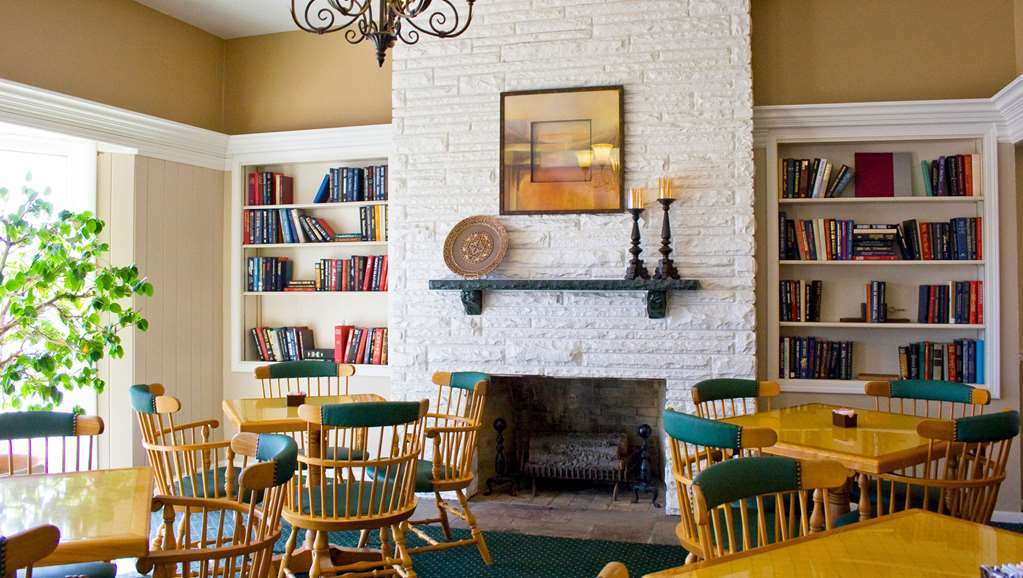 Alpine Inn & Suites Rockford Dalaman gambar